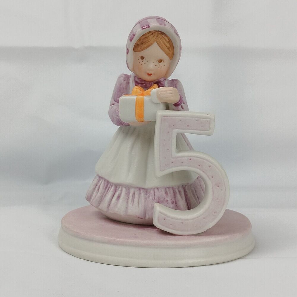 American Greetings Holly Hobby 5 Year Birthday Collection Porcelain Figure 4"